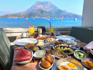 Komplett frokost er inkludert hver dag