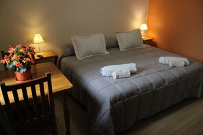 Caja de seguridad en la habitación, wifi gratis y ropa de cama 