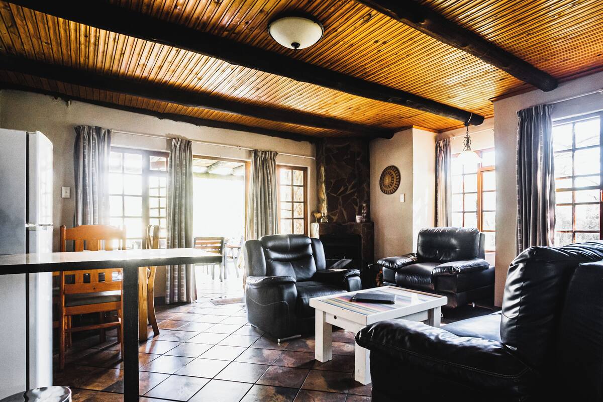 Premium Cottage | Living area