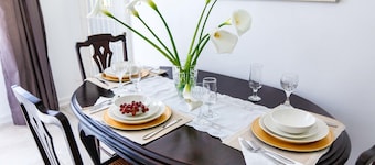 Cattleya's New Kingston Guest Apartment