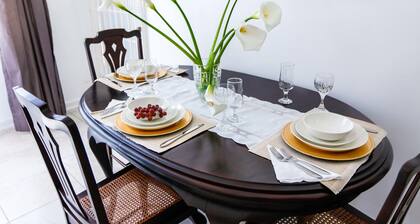 Cattleya's New Kingston Guest Apartment