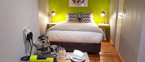 Premium bedding, in-room safe, desk, free WiFi