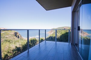 Deluxe Double or Twin Room | Balcony