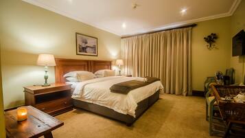 Quarto standard | Cofres nos quartos, escrivaninha, ferros/tábuas de passar roupa