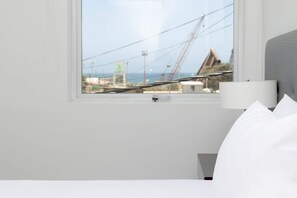 Traditional Room, 1 Queen Bed | Minibar, in-room safe, desk, soundproofing - Casa Andina Standard Talara (Pariñas)