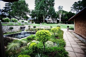 Garden - EnGedi Guesthouse (Krugersdorp)