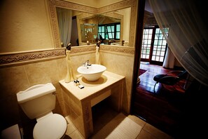 Bathroom - EnGedi Guesthouse (Krugersdorp)