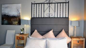 Standard Double Room | 1 間臥室、高級寢具、客房內保險箱、獨特裝潢