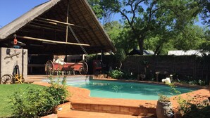 Outdoor pool - Travellers Nest Guesthouse (Centurion)