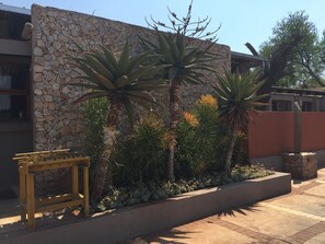 View from property - Travellers Nest Guesthouse (Centurion)