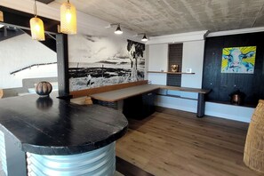 Reception - Hornbill House (Hermanus)