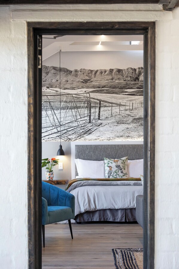 Caja de seguridad en la habitación y cortinas blackout