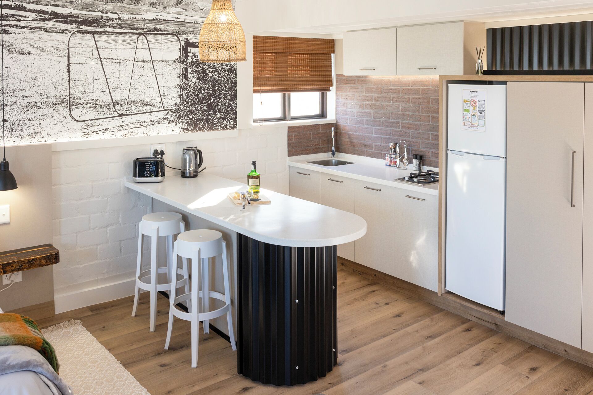 Standaard studio | Een kluis op de kamer, verduisterende gordijnen