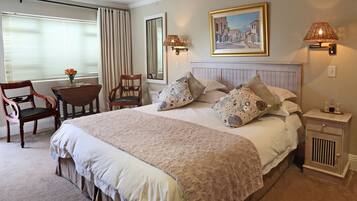 Comfort-Doppelzimmer | Kostenlose Minibar, Zimmersafe, Schreibtisch, kostenloses WLAN