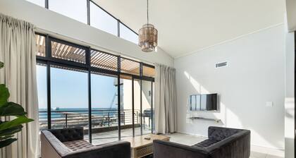 Point Waterfront Apartments