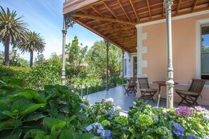 Front of property - Medindi Manor (Cape Town)