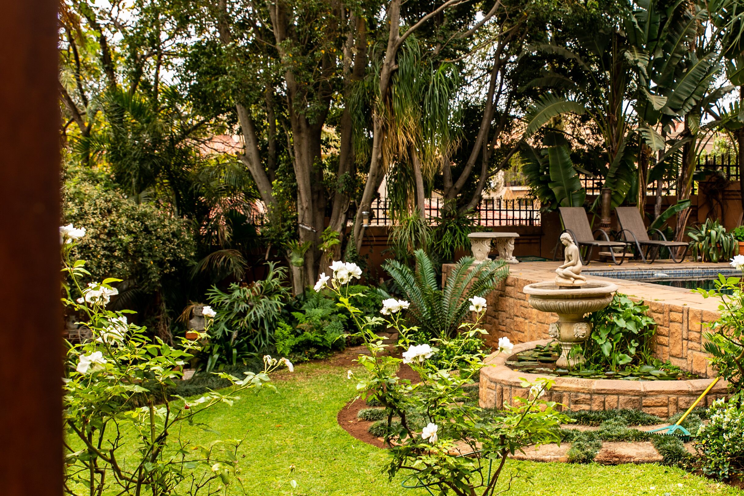 Luxury Suite (Gauguin Suite) | Garden view