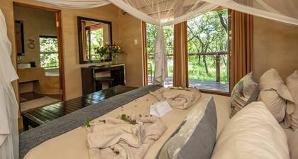 Thornhill Safari Lodge