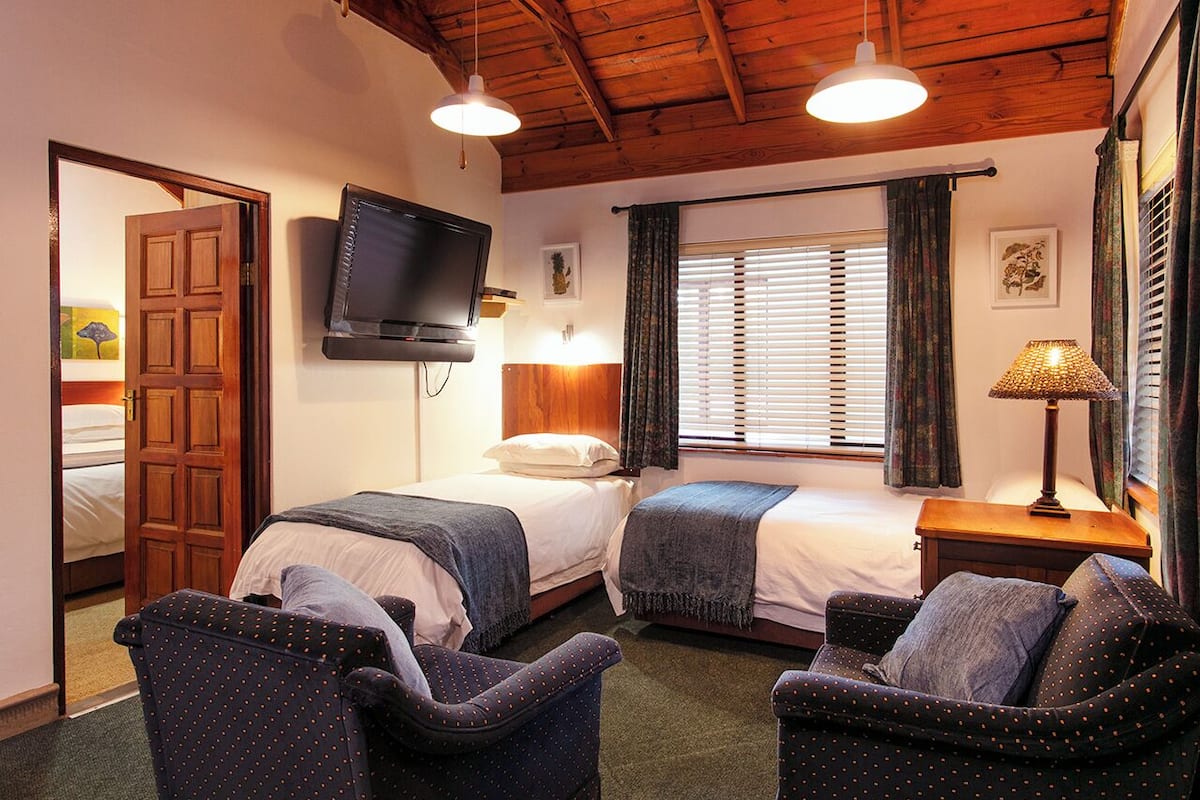 Family Apartment | 1 bedroom, in-room safe, desk, iron/ironing board