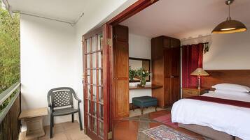 Luxury Room | 1 bedroom, in-room safe, desk, iron/ironing board