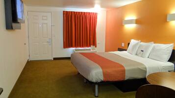 Skrivebord for bærbar PC, wi-fi (inkludert) og sengetøy