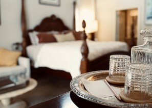 Appalachian | Premium bedding, Tempur-Pedic beds, iron/ironing board, free WiFi