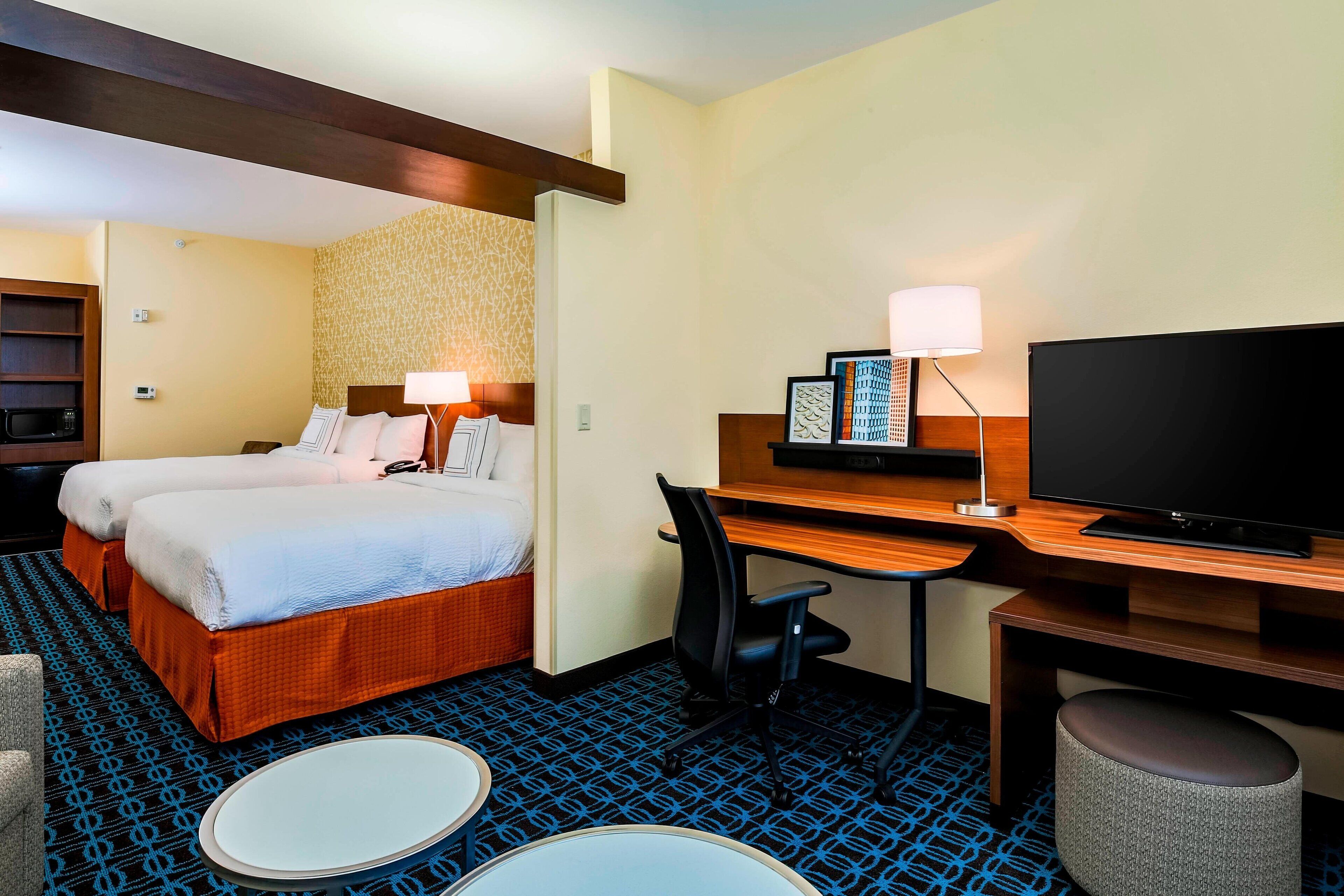 suite, multiple beds, non smoking | in-room safe, individually furnished, desk, laptop workspace