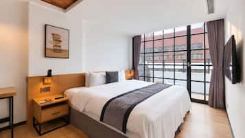 Luxury Double Room | Down comforters, minibar, in-room safe, desk