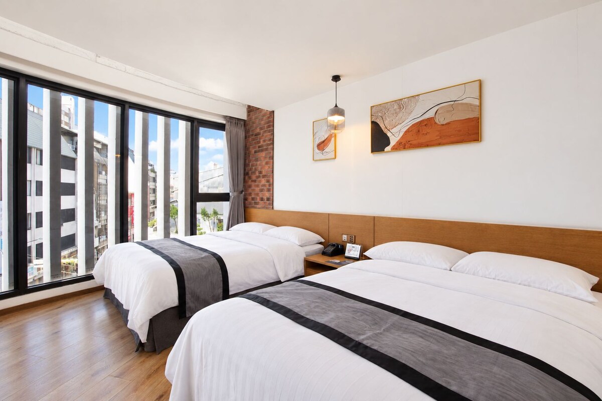 Quadruple Room | Down comforters, minibar, in-room safe, desk