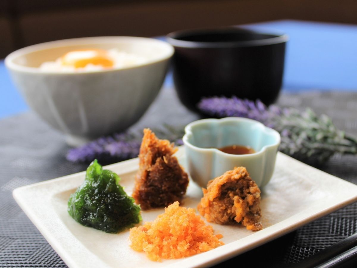 daily buffet breakfast (jpy 1550 per person)