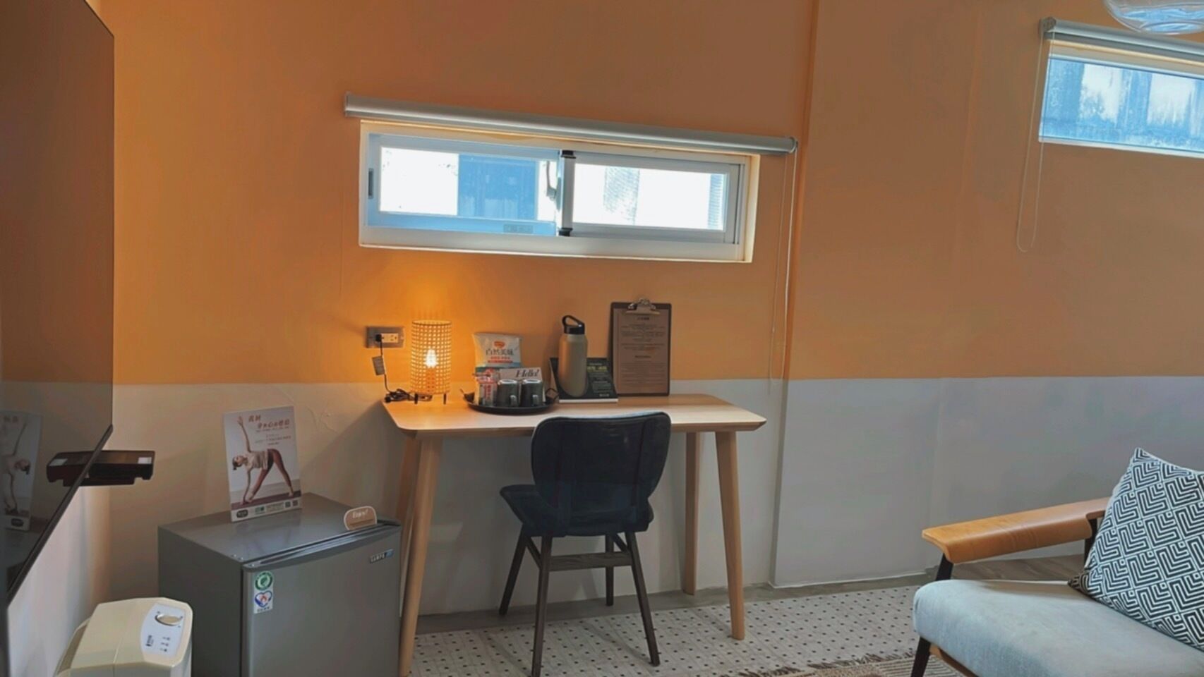 city double room | living area | 40-inch led tv with digital channels, tv, pay films