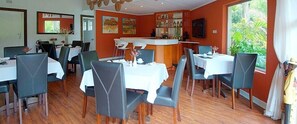 Free daily cooked-to-order breakfast - Woodlands Guest Lodge (Harare)