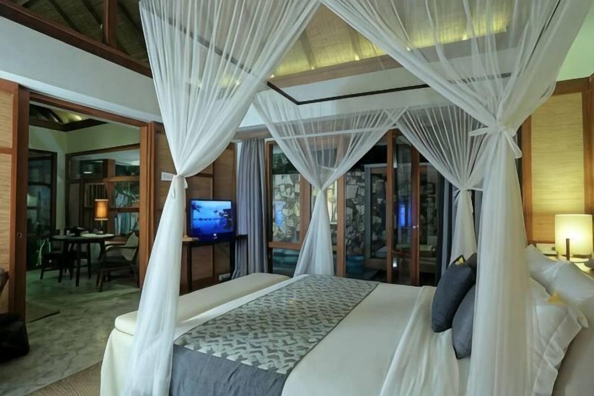 1 bedroom, premium bedding, minibar, in-room safe