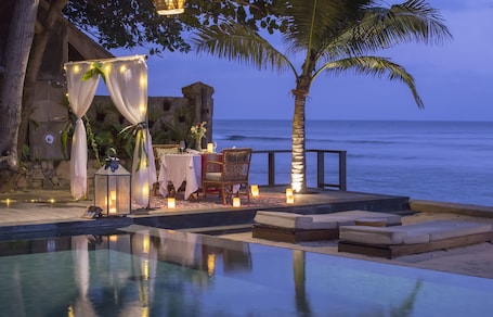 Se sirven desayunos, almuerzos y cenas; cocina internacional