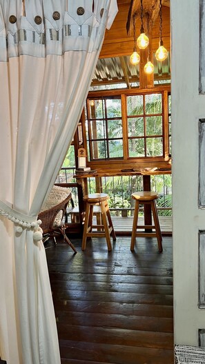 TREE HOUSE  | 客房内用餐