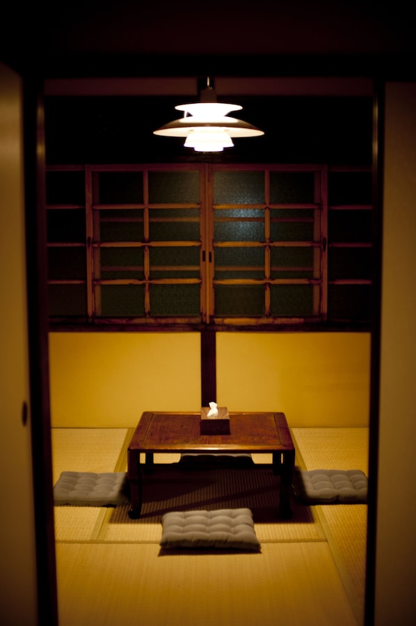 Traditional-Villa, Gartenblick (Japanese Style, Near Railway) | Wohnbereich