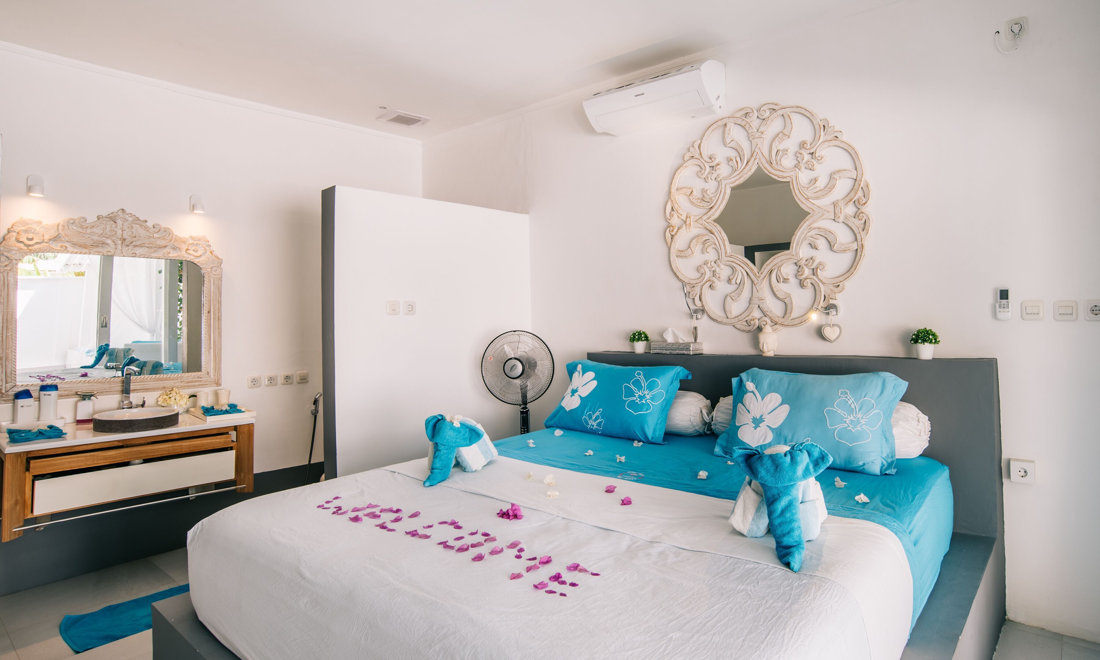 Literie de qualité supérieure, matelas Select Comfort, minibar
