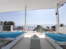 Suite (Sunset) | Terras