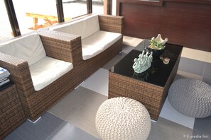 Lobby - Pearl Suites (General Santos)