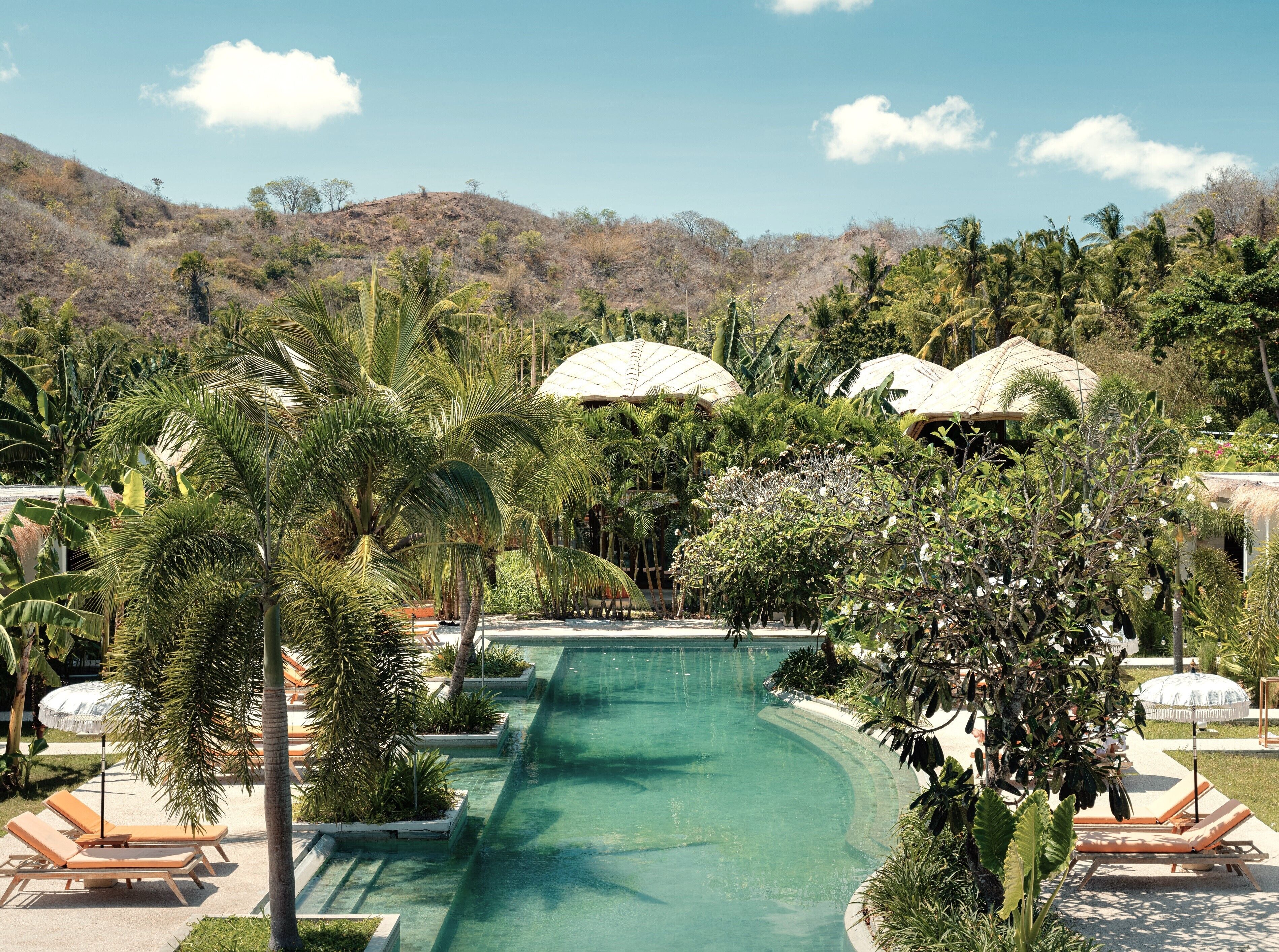 2 outdoor pools, open 9:00 am to 10:00 pm, pool loungers