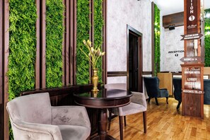 Lobby - La Strada Boutique Villa (Pitesti)