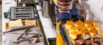 La Strada Boutique Villa