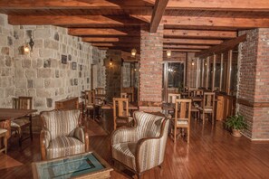 Lobby sitting area - The Cove Cappadocia (Ürgüp)