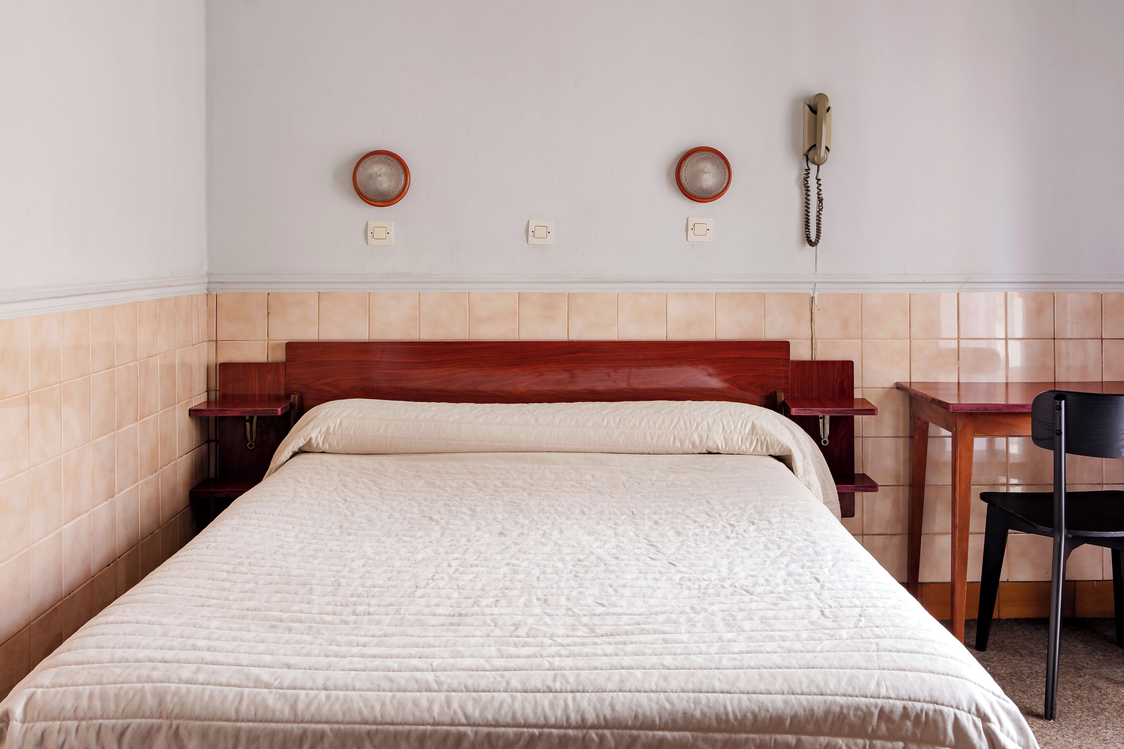 Superior Double Room | Desk, laptop workspace, blackout drapes, free WiFi