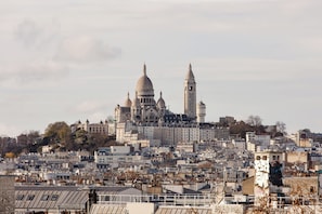 City view from property - Hôtel de la Comète (Paris)