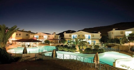 Exterior. Pefki Islands Resort