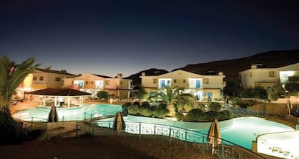 Pefki Islands Resort