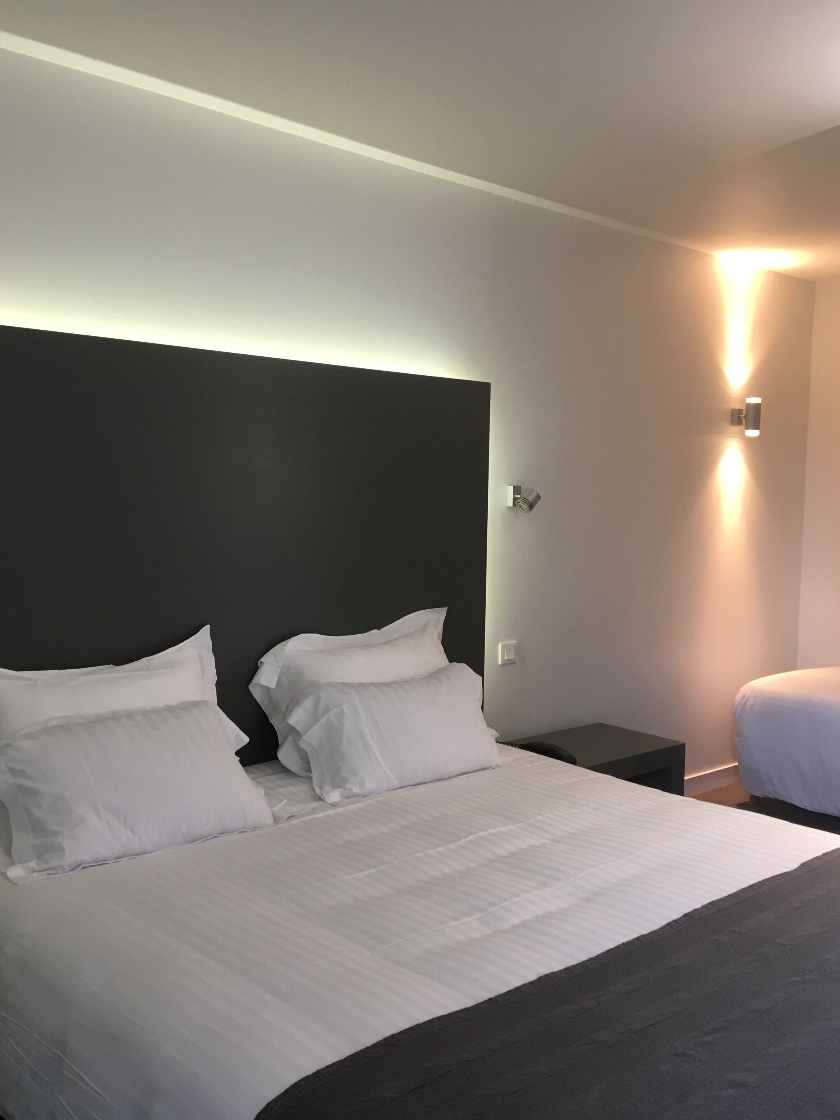 club room | premium bedding, minibar, in-room safe, individually decorated
