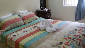 Standard House, 3 Bedrooms, Accessible | 3 bedrooms, in-room safe, iron/ironing board, free WiFi