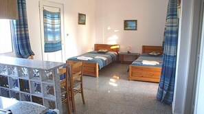Iron/ironing board, free WiFi, bed sheets - Nicolas Apartments (Ierapetra)